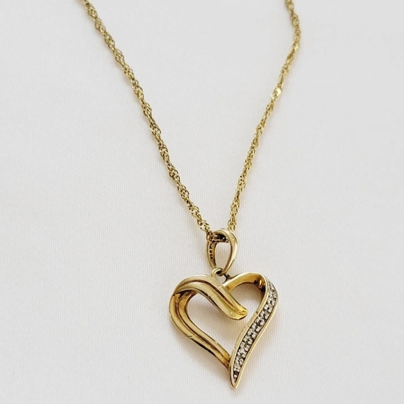 Vintage Jewelry - Diamond heart necklace